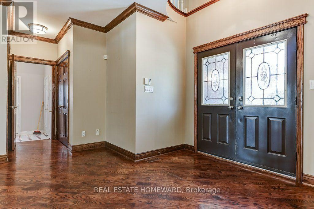 












807 PRIMROSE COURT

,
Pickering (Liverpool),




Ontario
L1X2S8

