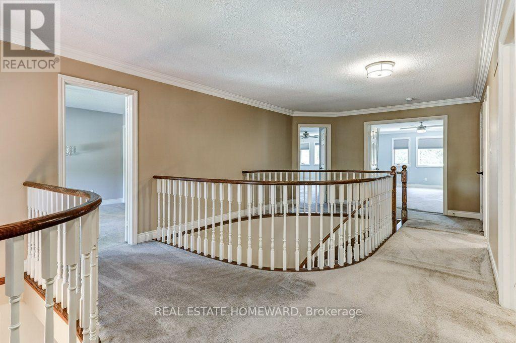 












807 PRIMROSE COURT

,
Pickering (Liverpool),




Ontario
L1X2S8

