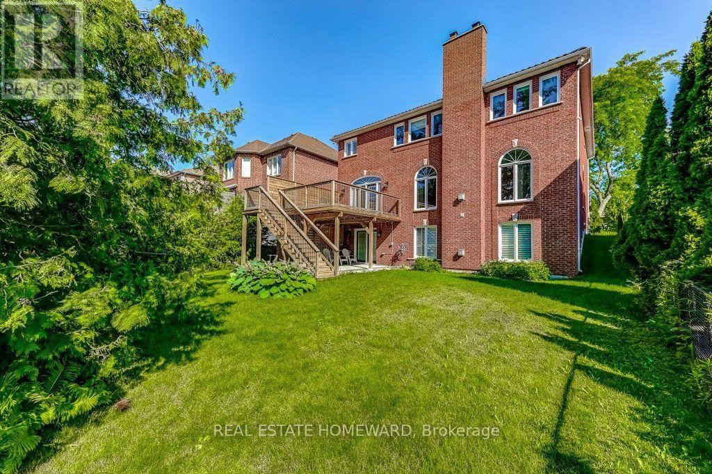 












807 PRIMROSE COURT

,
Pickering (Liverpool),




Ontario
L1X2S8


