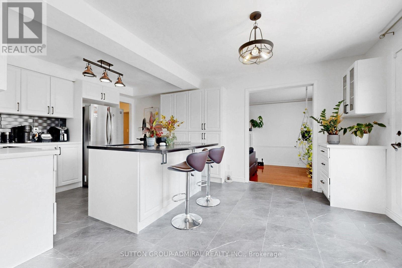 












879 PEGGOTY CIRCLE

,
Oshawa (Eastdale),




Ontario
L1K2G6

