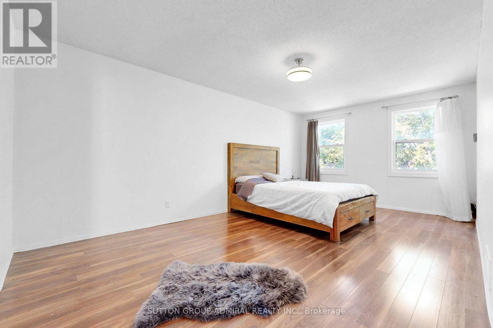 












879 PEGGOTY CIRCLE

,
Oshawa (Eastdale),




Ontario
L1K2G6

