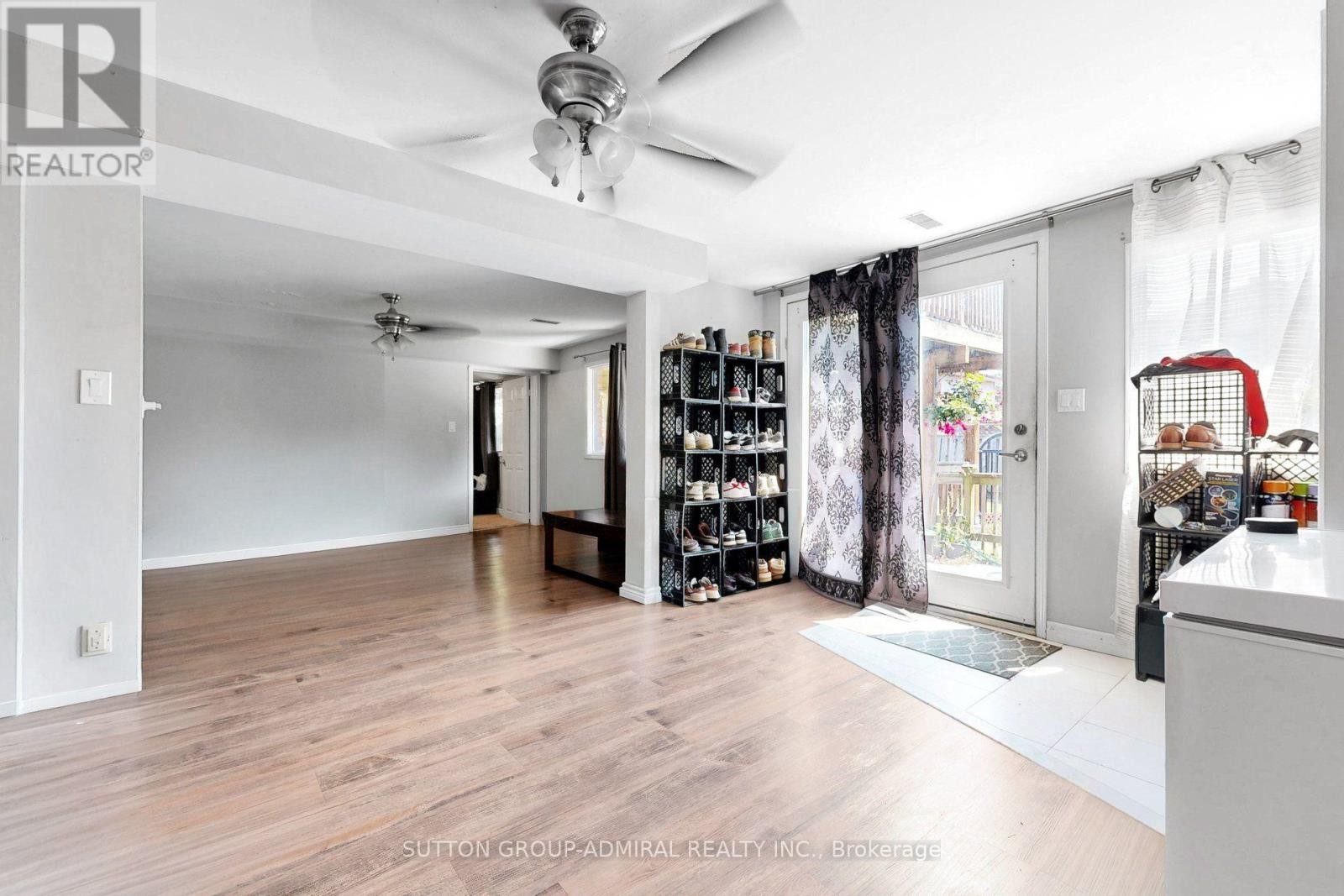 












879 PEGGOTY CIRCLE

,
Oshawa (Eastdale),




Ontario
L1K2G6

