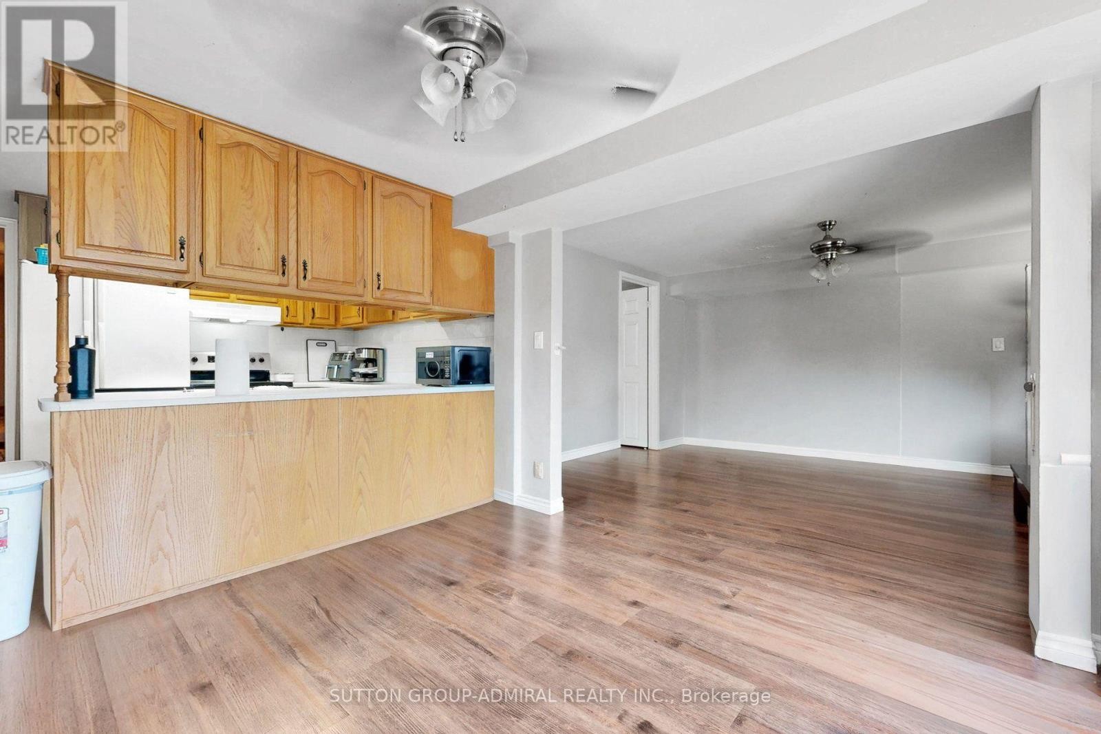 












879 PEGGOTY CIRCLE

,
Oshawa (Eastdale),




Ontario
L1K2G6

