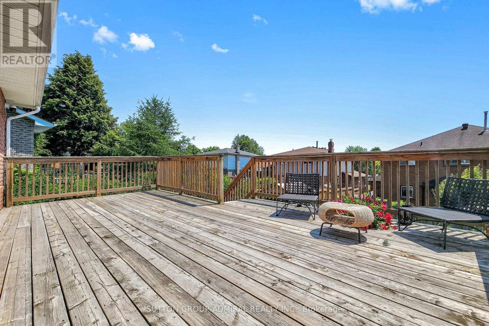 












879 PEGGOTY CIRCLE

,
Oshawa (Eastdale),




Ontario
L1K2G6

