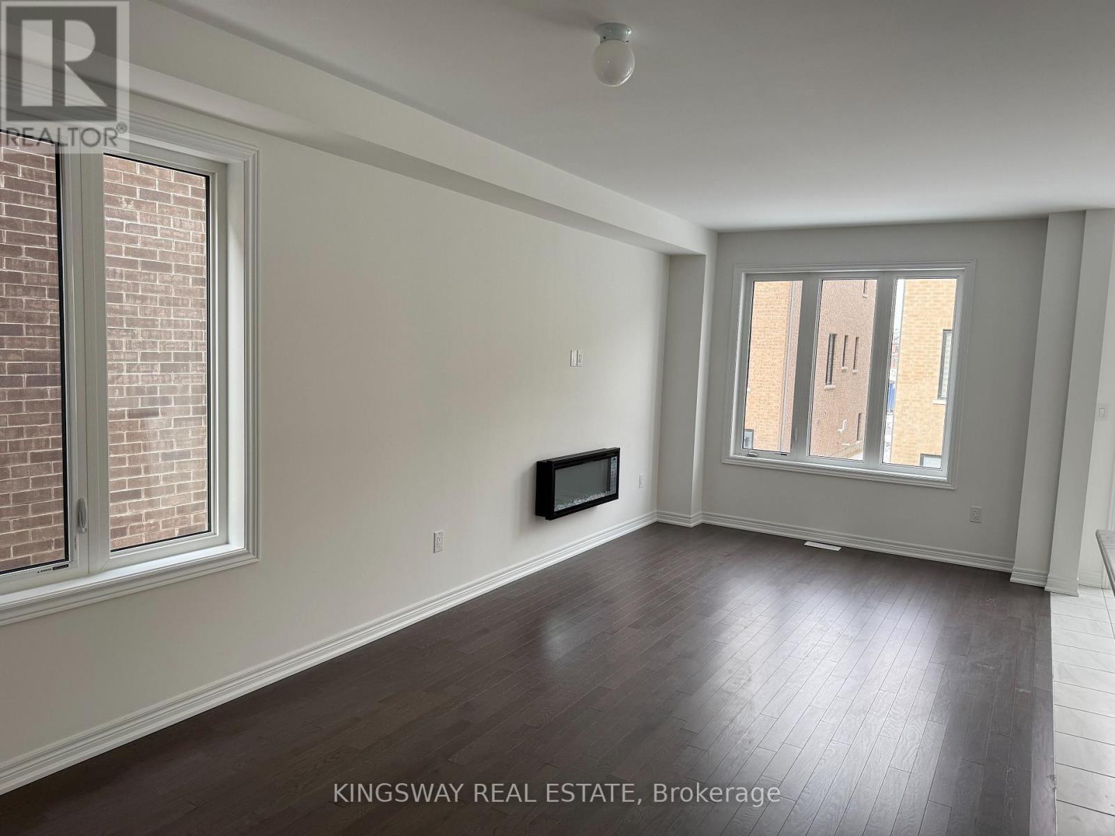 












80 SINGHAMPTON ROAD

,
Vaughan (Kleinburg),




Ontario
L4H5J6


