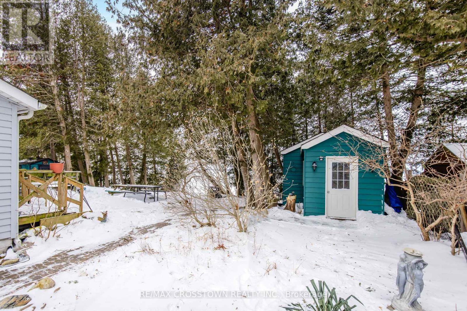 












24890 THORAH PARK BOULEVARD

,
Brock,




Ontario
L0K1A0

