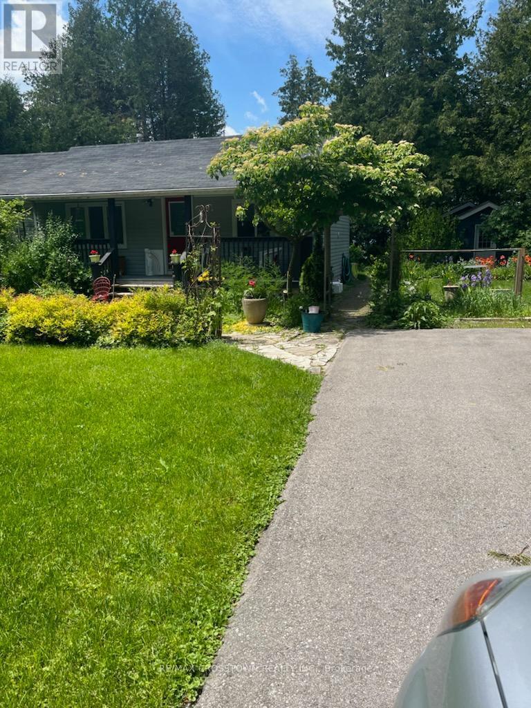












24890 THORAH PARK BOULEVARD

,
Brock,




Ontario
L0K1A0

