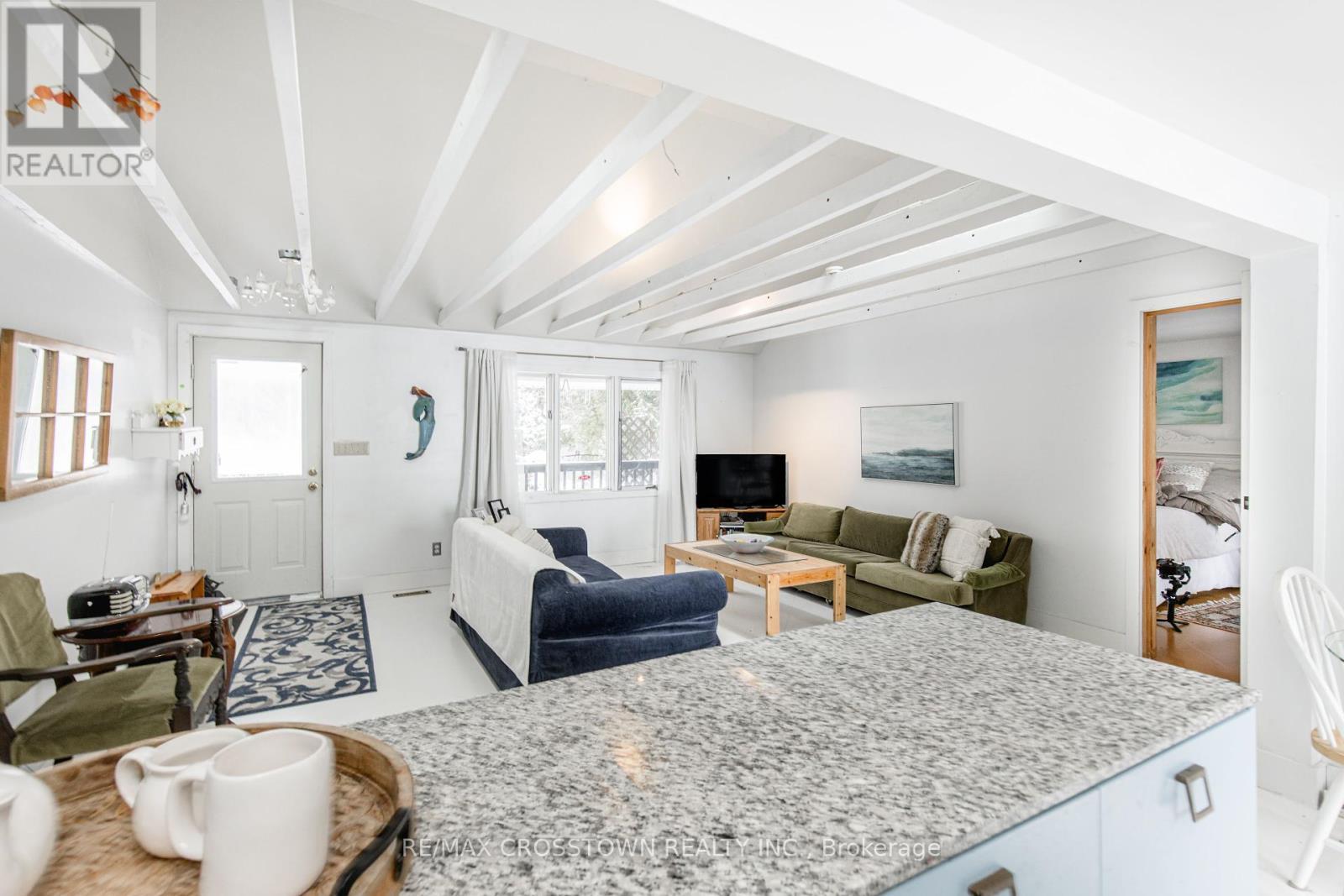 












24890 THORAH PARK BOULEVARD

,
Brock,




Ontario
L0K1A0

