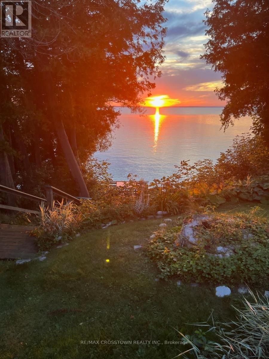 












24890 THORAH PARK BOULEVARD

,
Brock,




Ontario
L0K1A0

