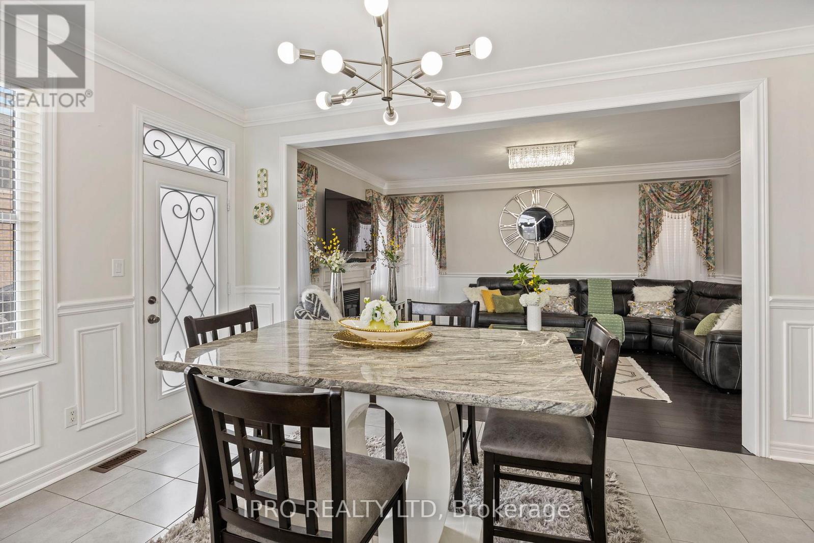 












24 MASON DRIVE

,
New Tecumseth,




Ontario
L9R0M5

