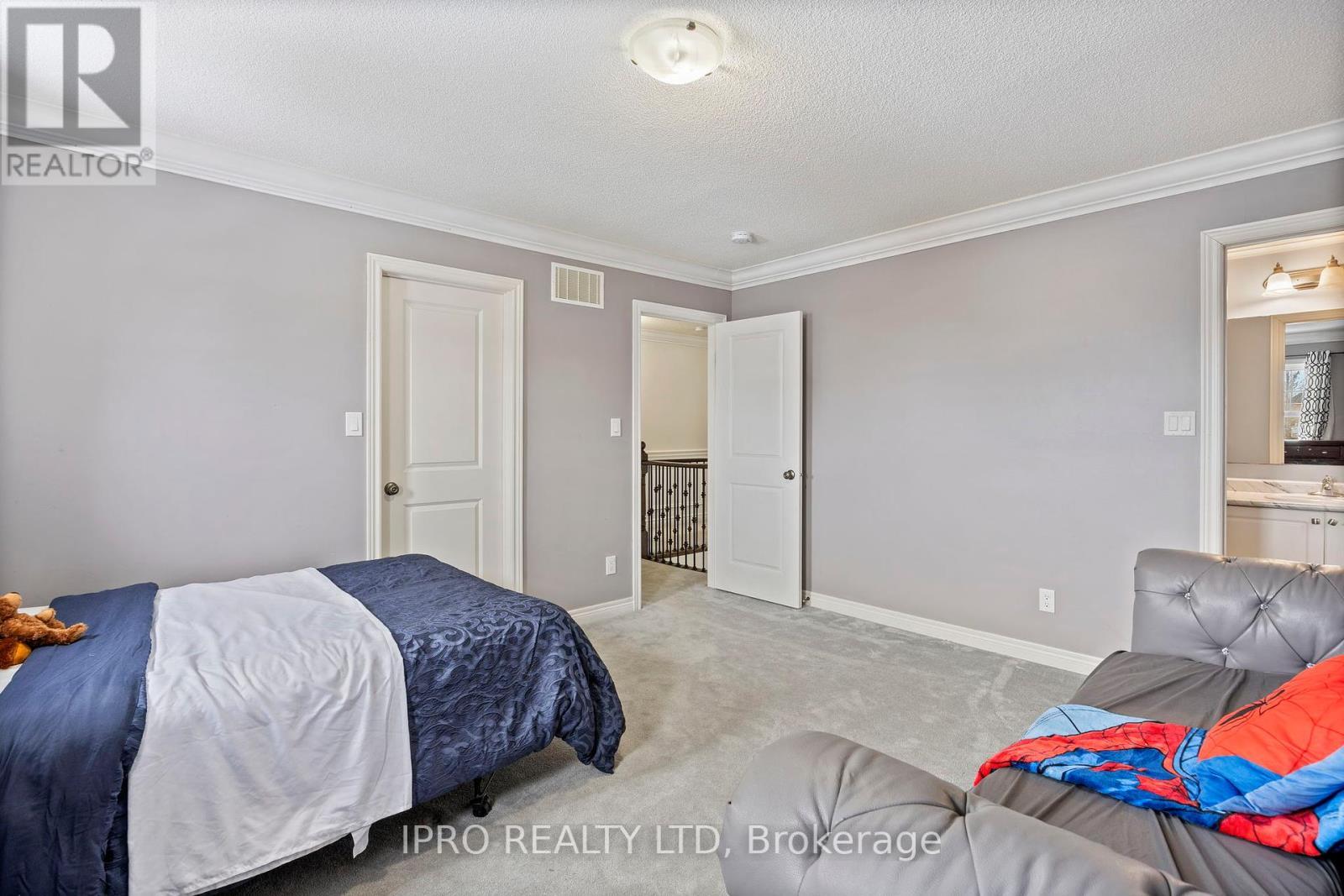 












24 MASON DRIVE

,
New Tecumseth,




Ontario
L9R0M5

