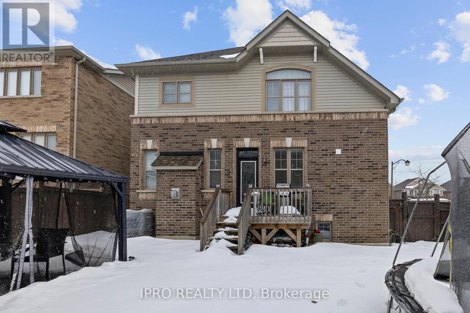 












24 MASON DRIVE

,
New Tecumseth,




Ontario
L9R0M5

