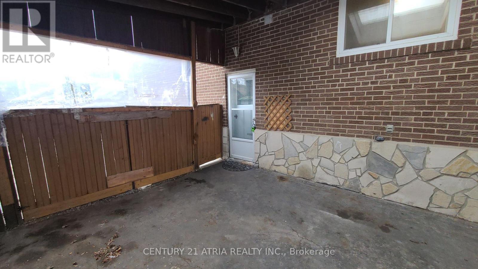 












BSMT - 344 GELLS ROAD

,
Richmond Hill (Crosby),




Ontario
L4C3A6

