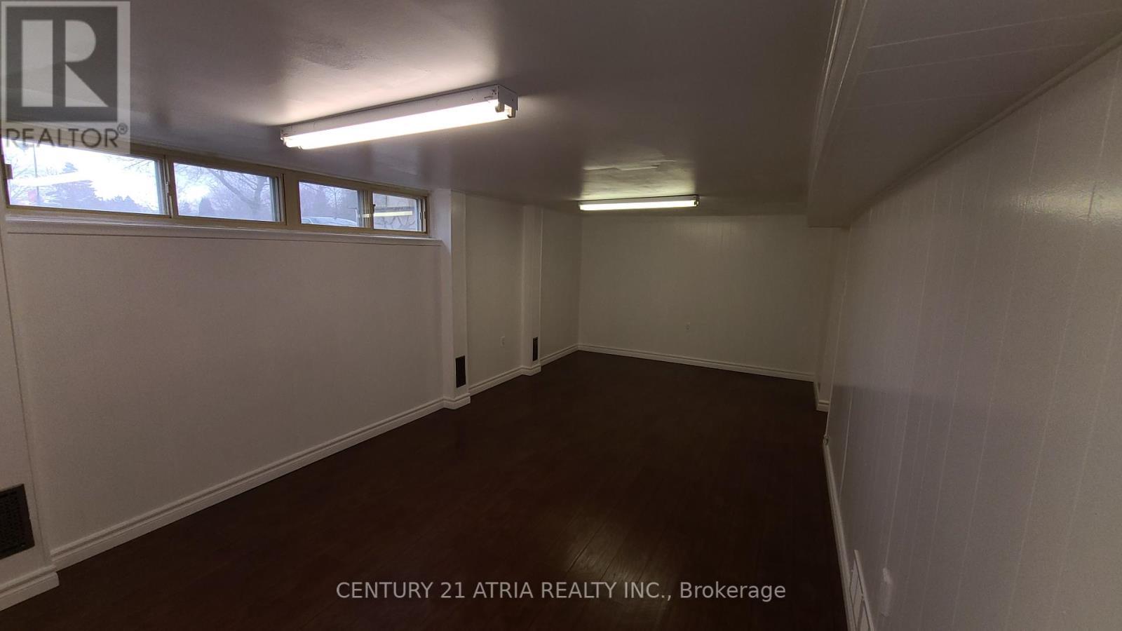 












BSMT - 344 GELLS ROAD

,
Richmond Hill (Crosby),




Ontario
L4C3A6

