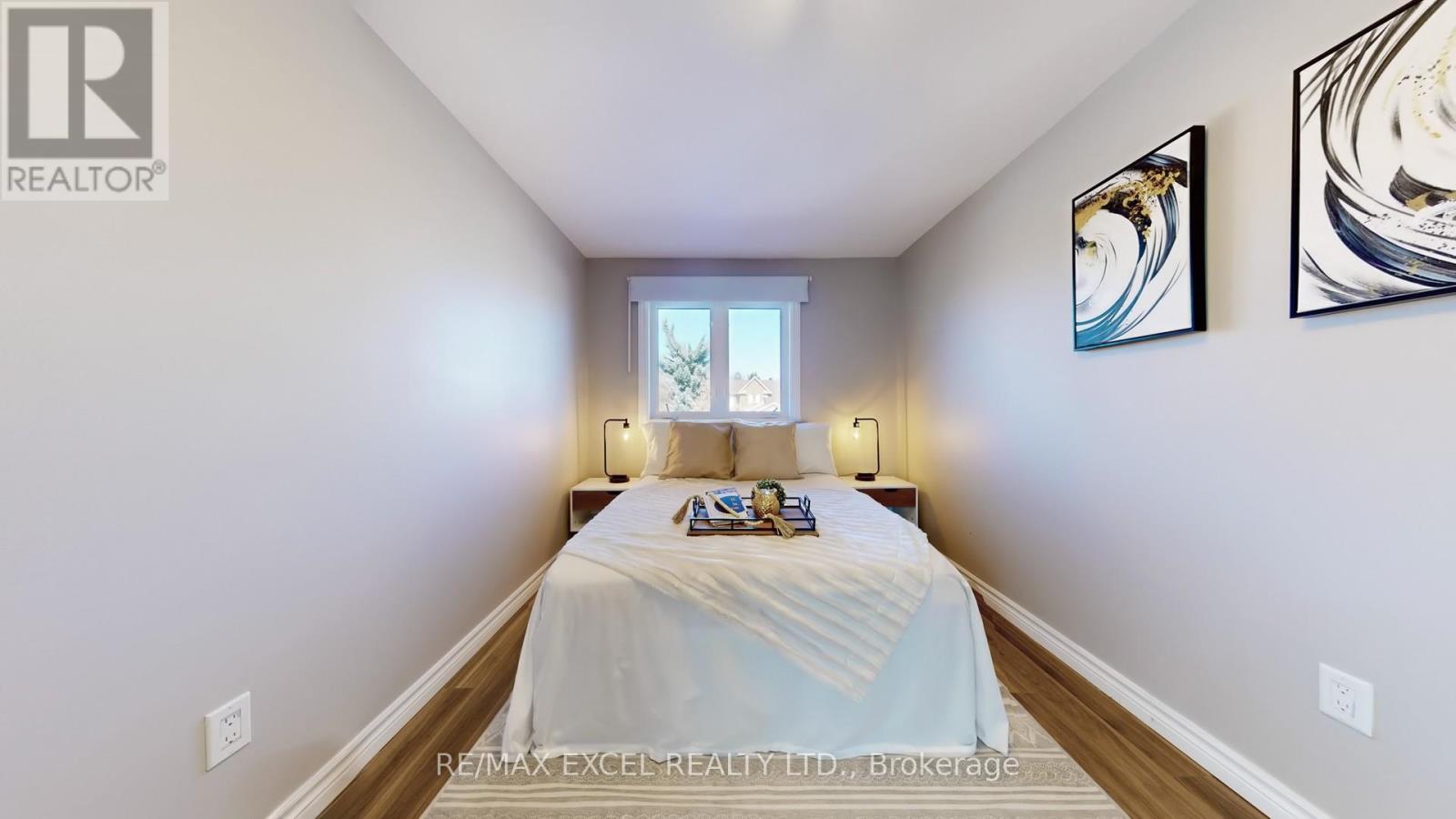 












73 MCCABE CRESCENT

,
Vaughan (Lakeview Estates),




Ontario
L4J2S6

