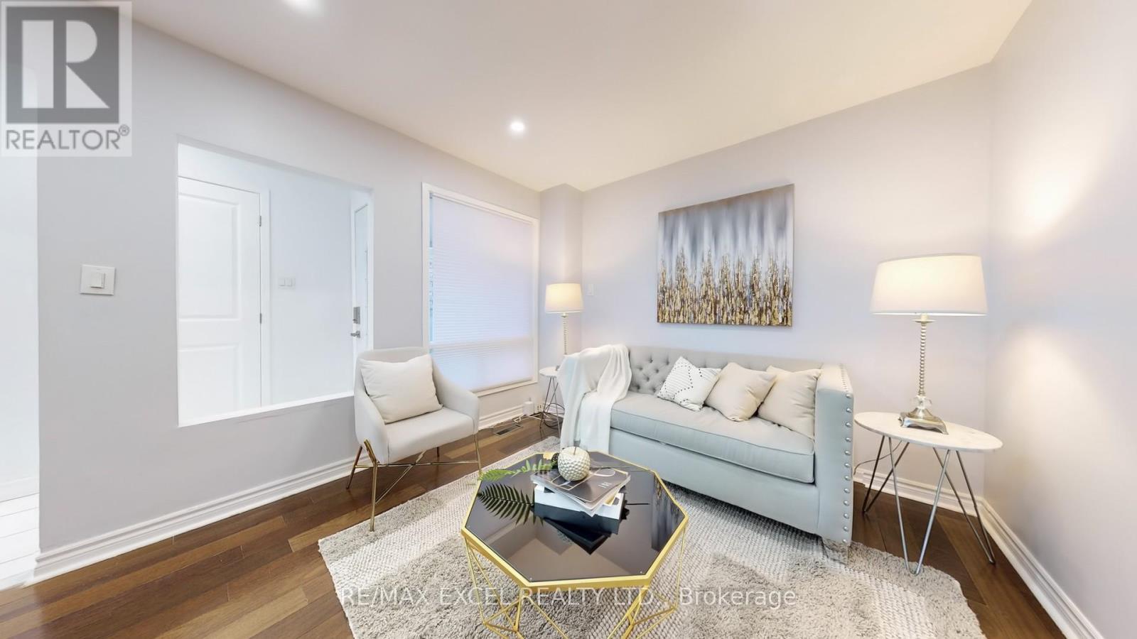 












73 MCCABE CRESCENT

,
Vaughan (Lakeview Estates),




Ontario
L4J2S6

