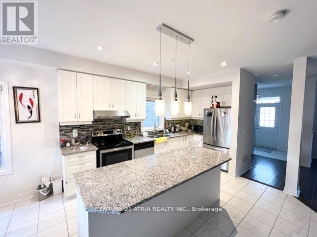 












102 PEARL LAKE ROAD

,
Markham (Cornell),




Ontario
L6B1A8

