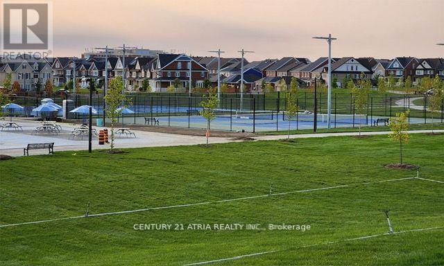 












102 PEARL LAKE ROAD

,
Markham (Cornell),




Ontario
L6B1A8


