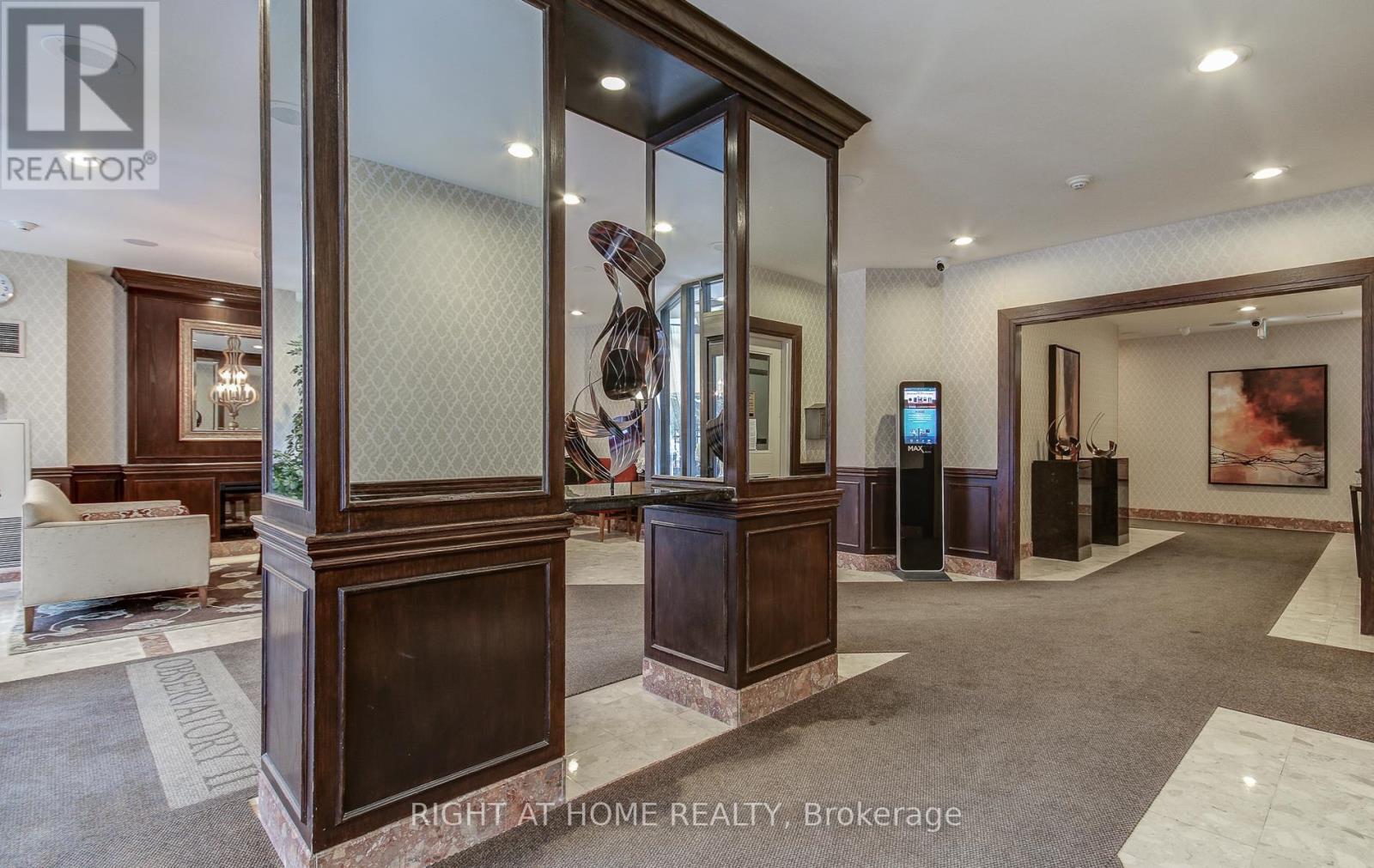 












507 - 33 WELDRICK ROAD E

,
Richmond Hill (Observatory),




Ontario
L4C8W4

