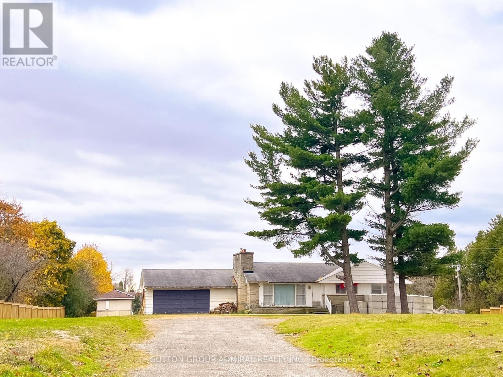 












5495 KING ROAD

,
King (Nobleton),




Ontario
L0G1N0

