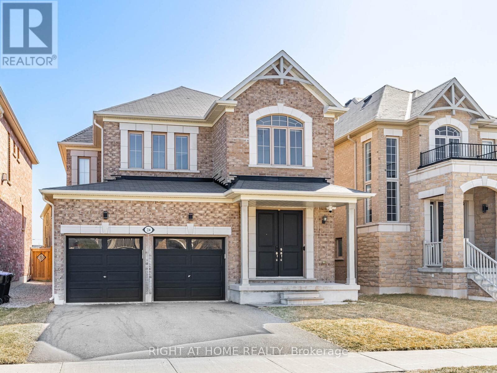 












214 STEVENSON CRESCENT

,
Bradford West Gwillimbury (Bradford),




Ontario
L3Z0T1

