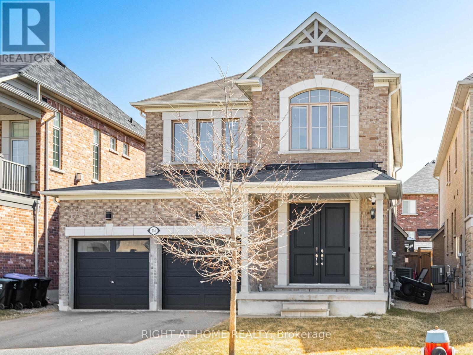 












214 STEVENSON CRESCENT

,
Bradford West Gwillimbury (Bradford),




Ontario
L3Z0T1


