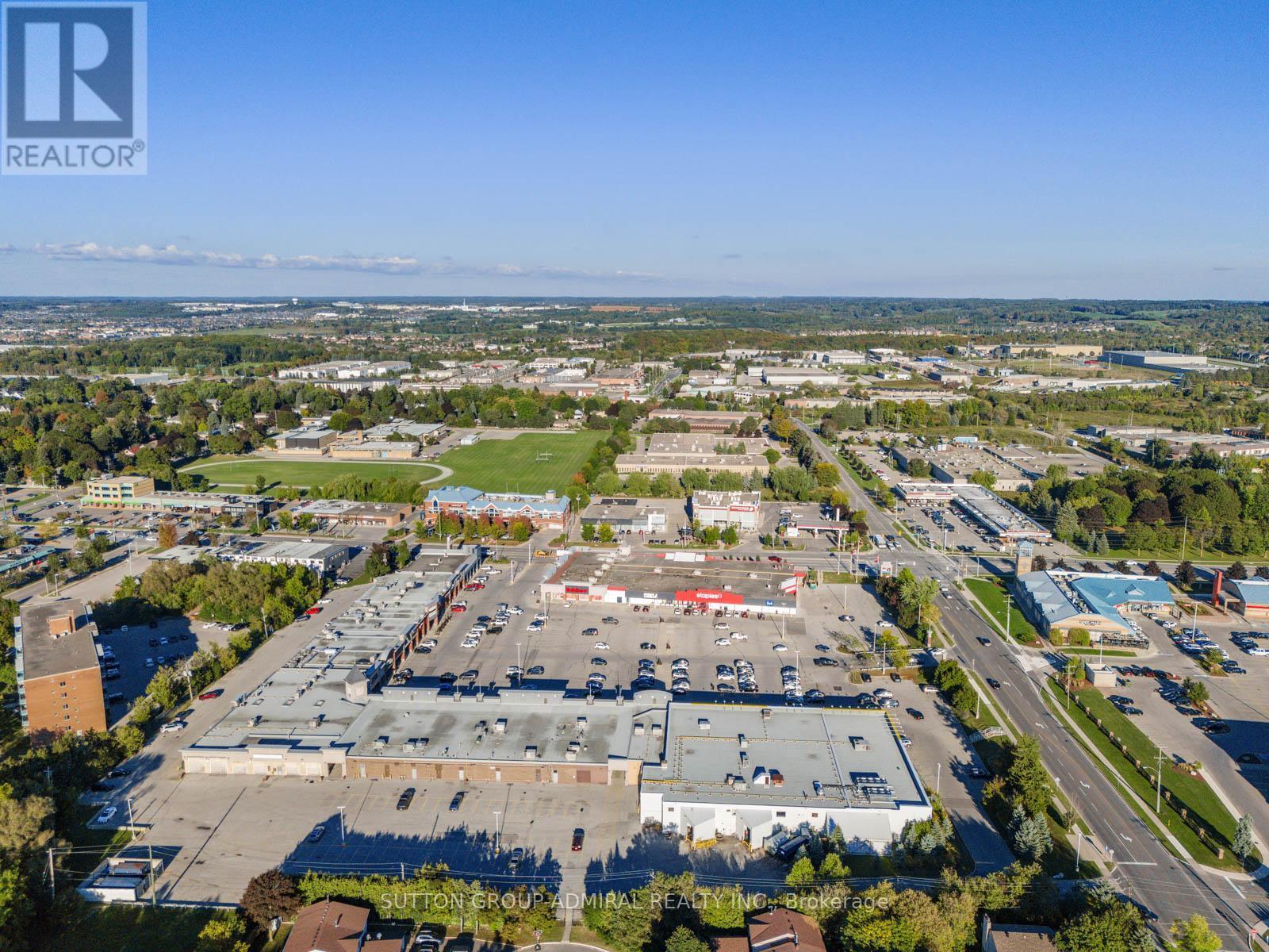 












97 GOLF LINKS DRIVE

,
Aurora (Aurora Highlands),




Ontario
L4G3V4

