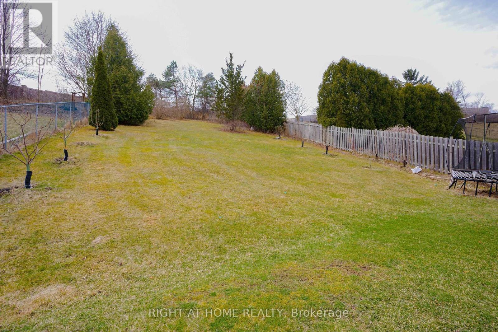 












48 VAUGHAN MILLS ROAD N

,
Vaughan (Elder Mills),




Ontario
L4H1C8

