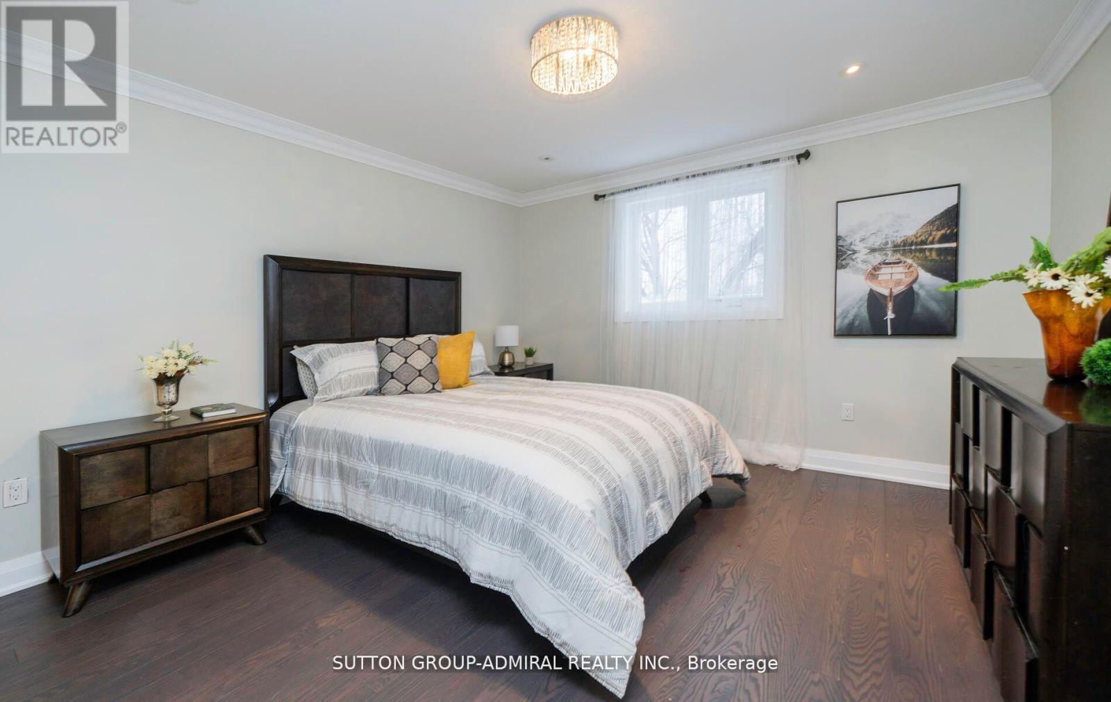 












29 ROXBOROUGH LANE

,
Vaughan (Uplands),




Ontario
L4J4T1

