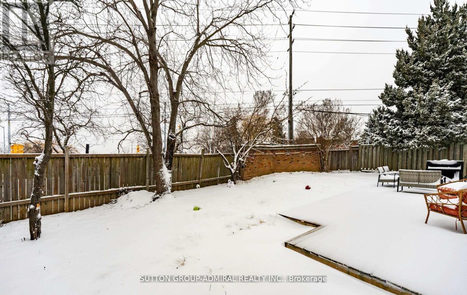 












29 ROXBOROUGH LANE

,
Vaughan (Uplands),




Ontario
L4J4T1

