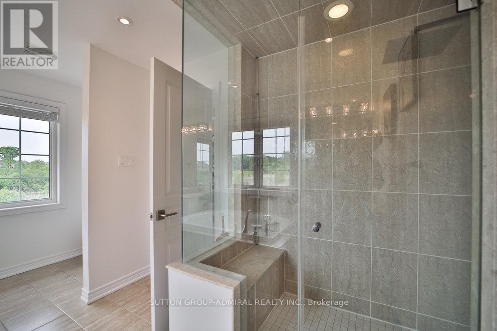 












15 JOCADA COURT

,
Richmond Hill (Oak Ridges),




Ontario
L4E0Z5

