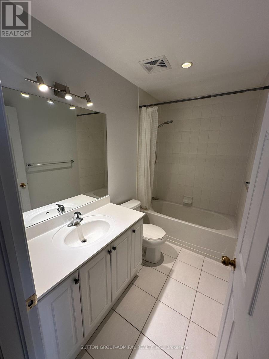 












114 - 2 MAISON PARC COURT

,
Vaughan (Lakeview Estates),




Ontario
L4J9K5

