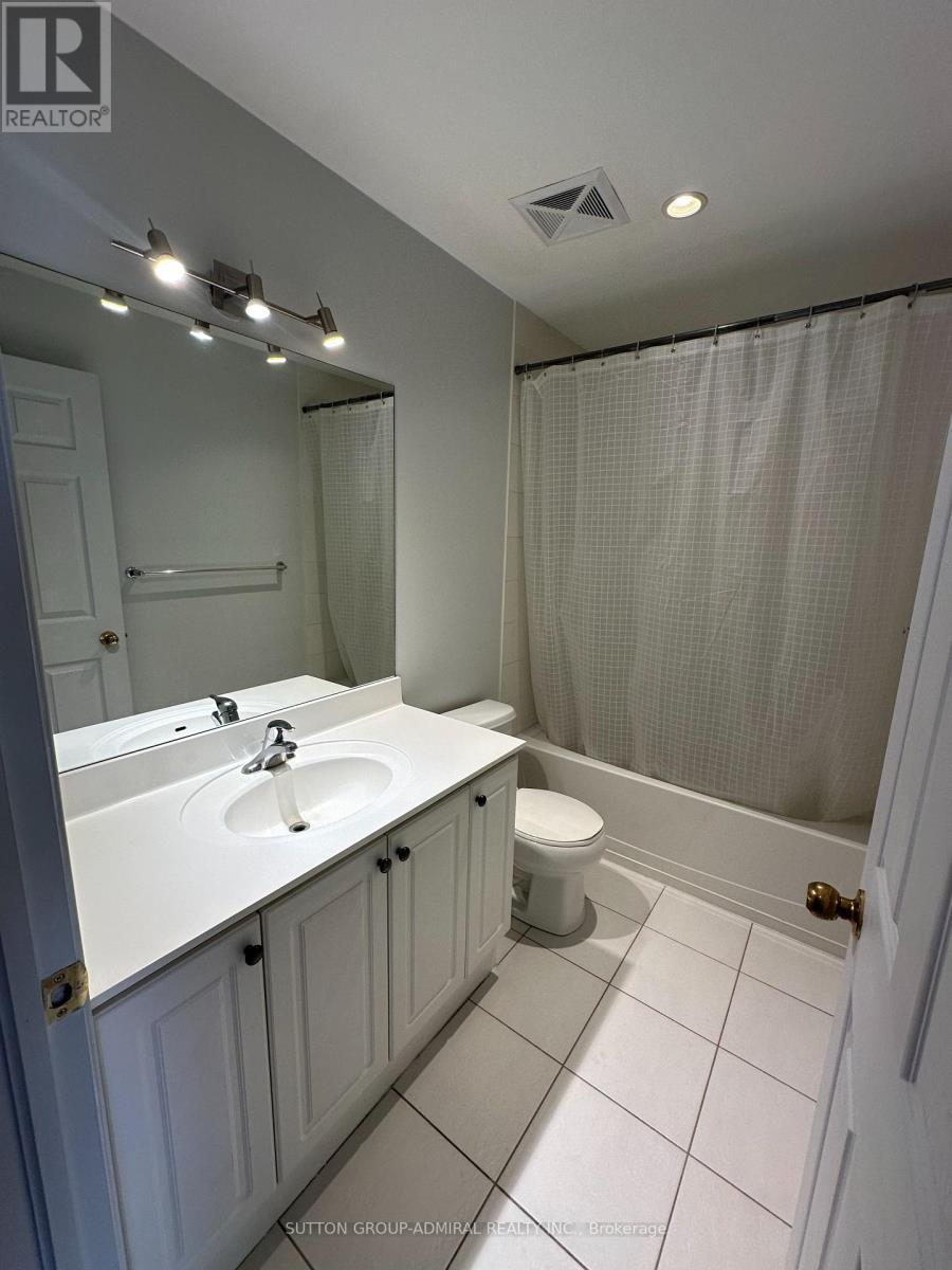 












114 - 2 MAISON PARC COURT

,
Vaughan (Lakeview Estates),




Ontario
L4J9K5

