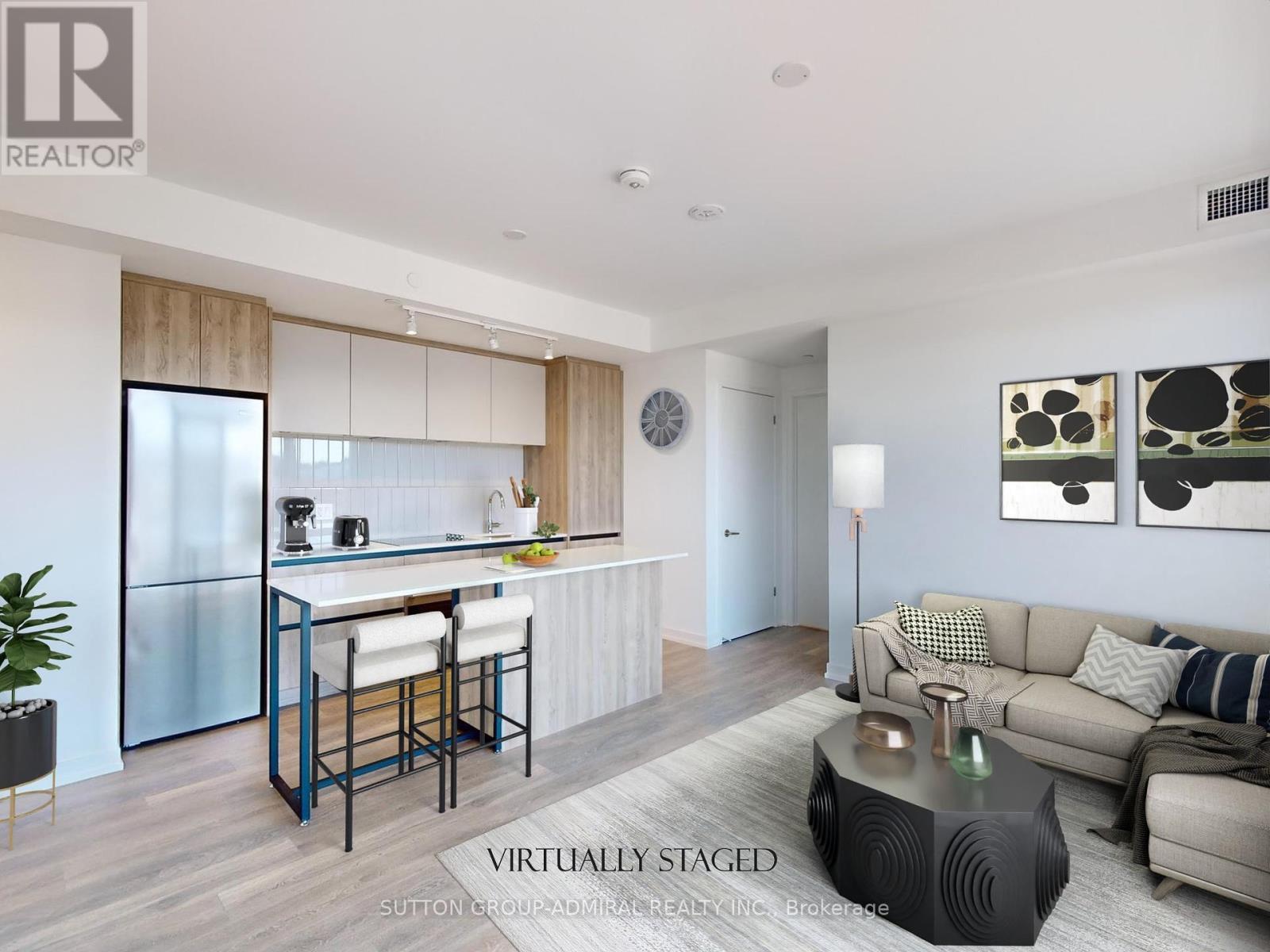 












403 - 7950 BATHURST STREET

,
Vaughan (Beverley Glen),




Ontario
L4J0L4

