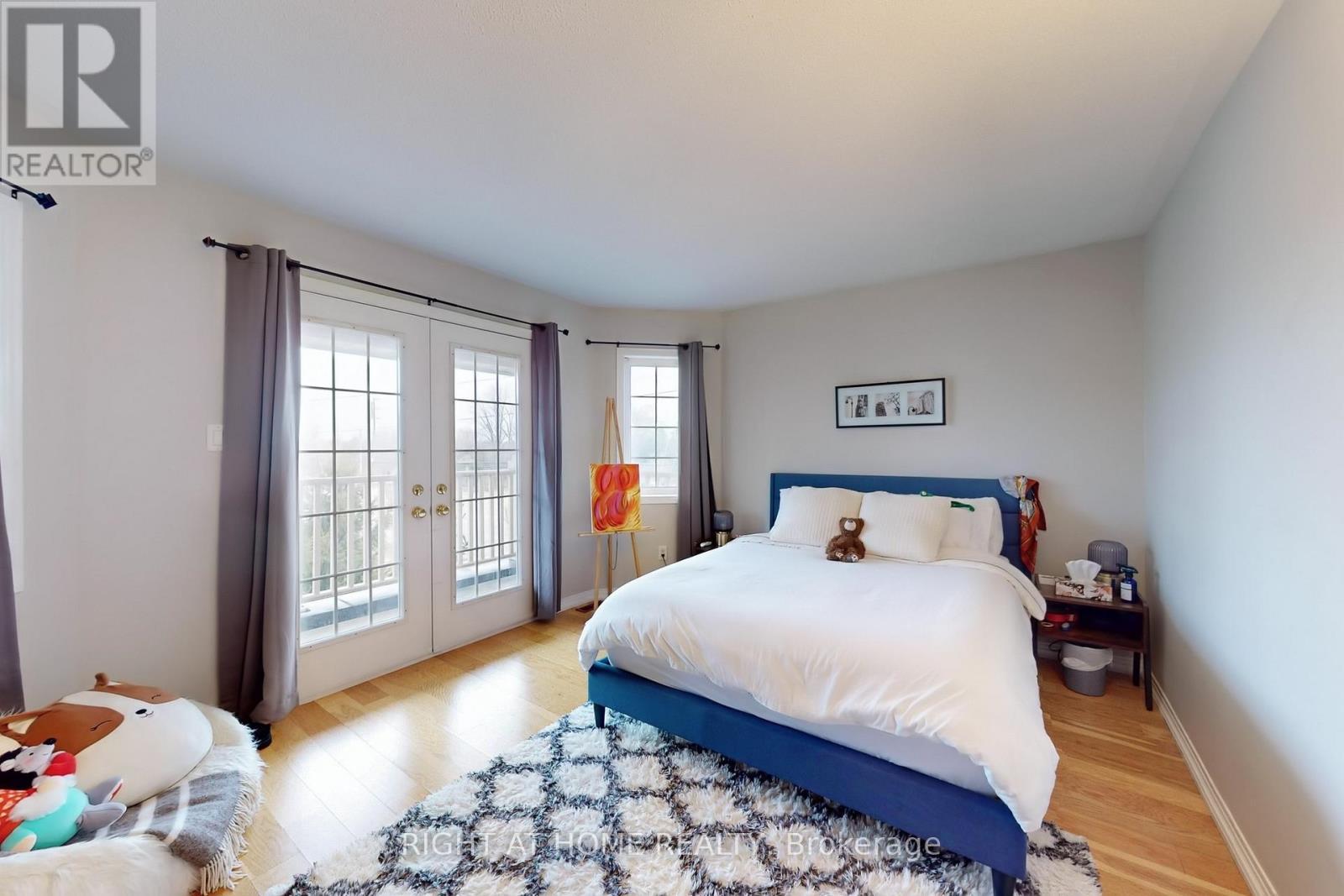 












19 ROBERT GRUNDY ROAD

,
Markham (Cachet),




Ontario
L6C3A5

