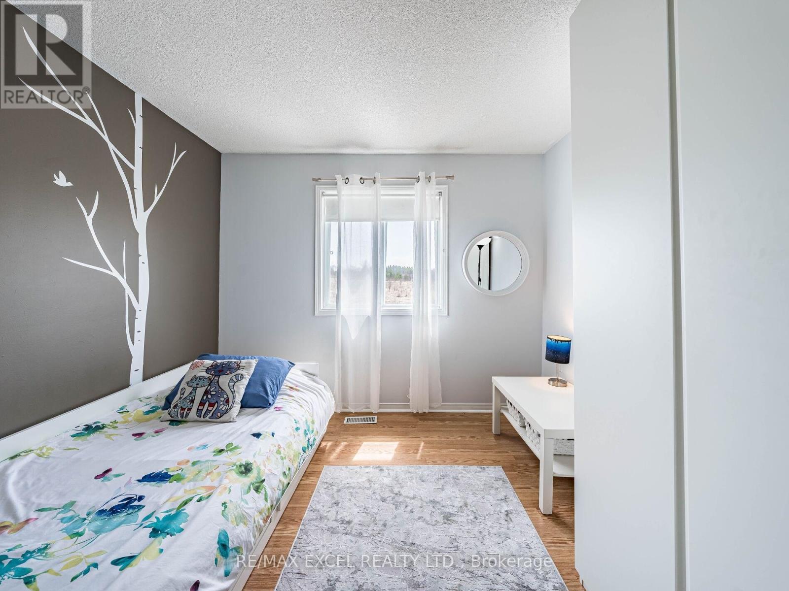 












97 WILLIAM CURTIS CIRCLE

,
Newmarket (Gorham-College Manor),




Ontario
L3Y8L8

