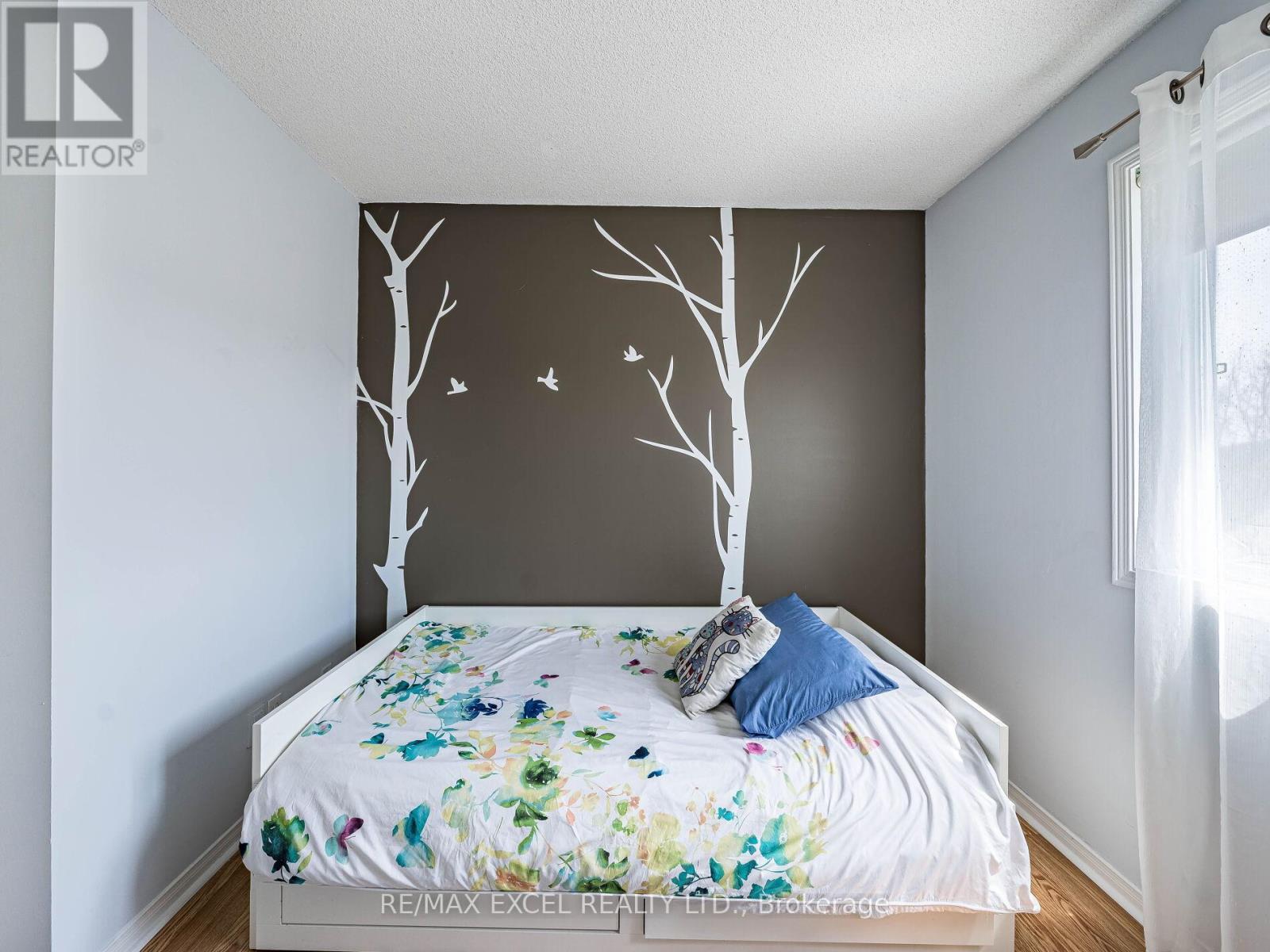 












97 WILLIAM CURTIS CIRCLE

,
Newmarket (Gorham-College Manor),




Ontario
L3Y8L8

