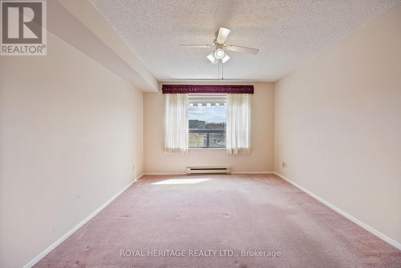 












304 - 41 ASH STREET

,
Uxbridge,




Ontario
L9P1E2

