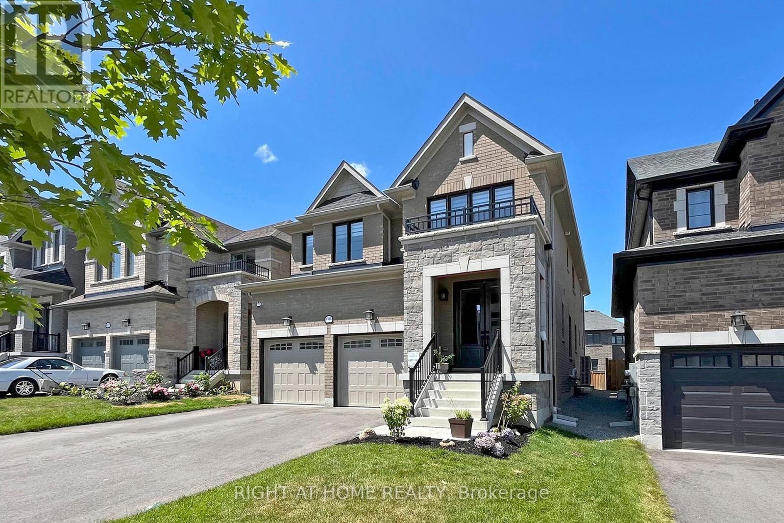 












1348 BLACKMORE STREET

,
Innisfil (Alcona),




Ontario
L9S0P2

