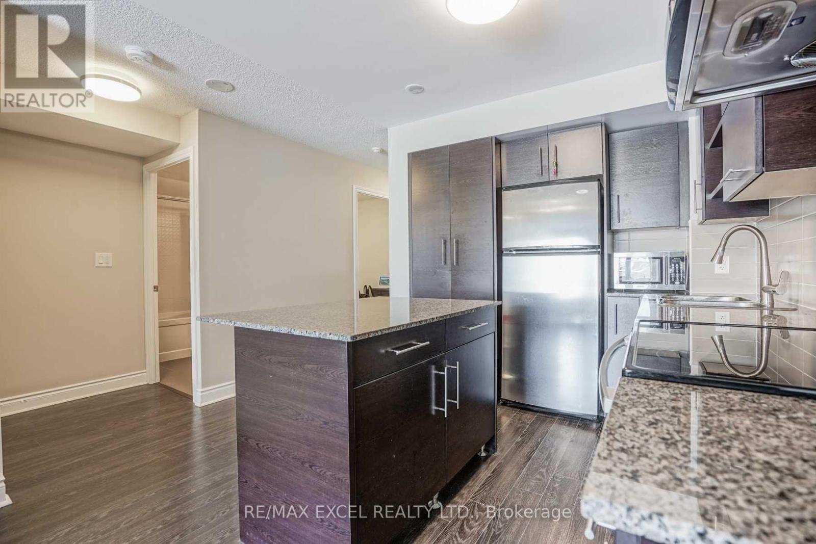 












806 - 253 SOUTH PARK ROAD

,
Markham (Commerce Valley),




Ontario
L3T0B4

