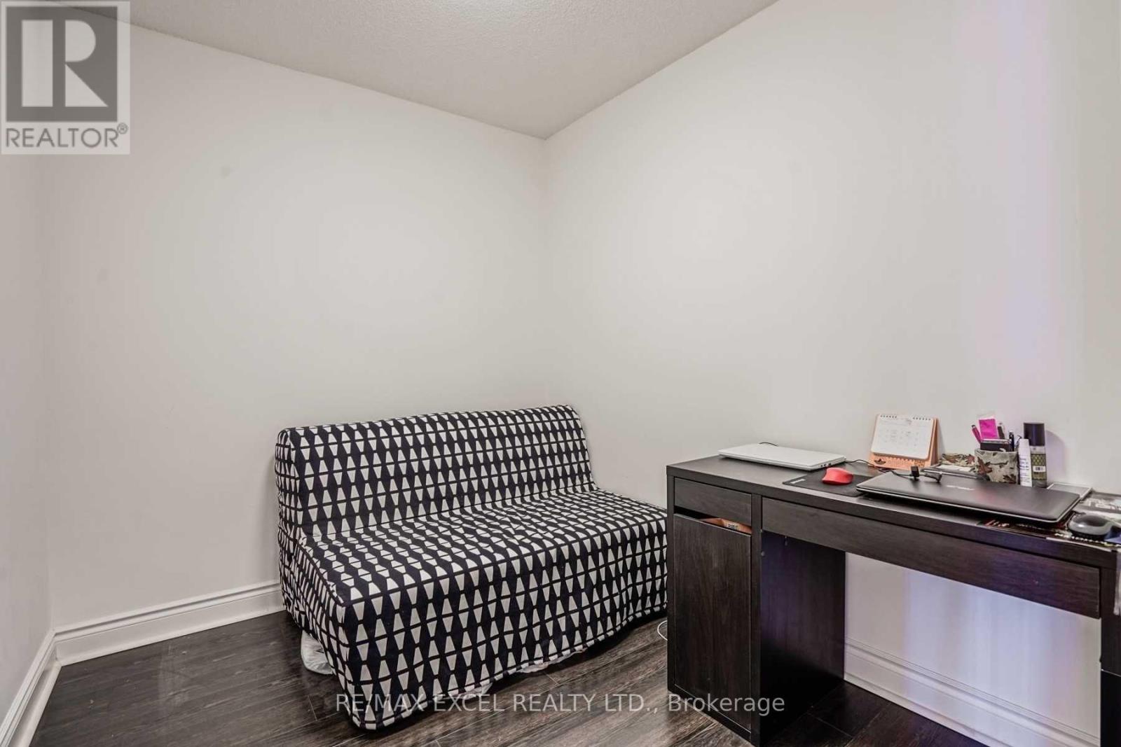 












806 - 253 SOUTH PARK ROAD

,
Markham (Commerce Valley),




Ontario
L3T0B4

