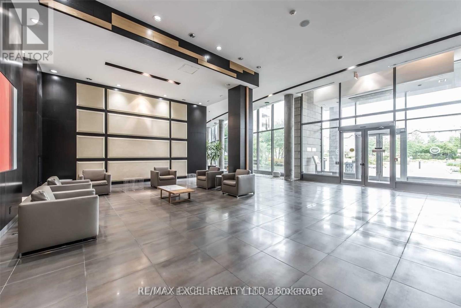 












806 - 253 SOUTH PARK ROAD

,
Markham (Commerce Valley),




Ontario
L3T0B4


