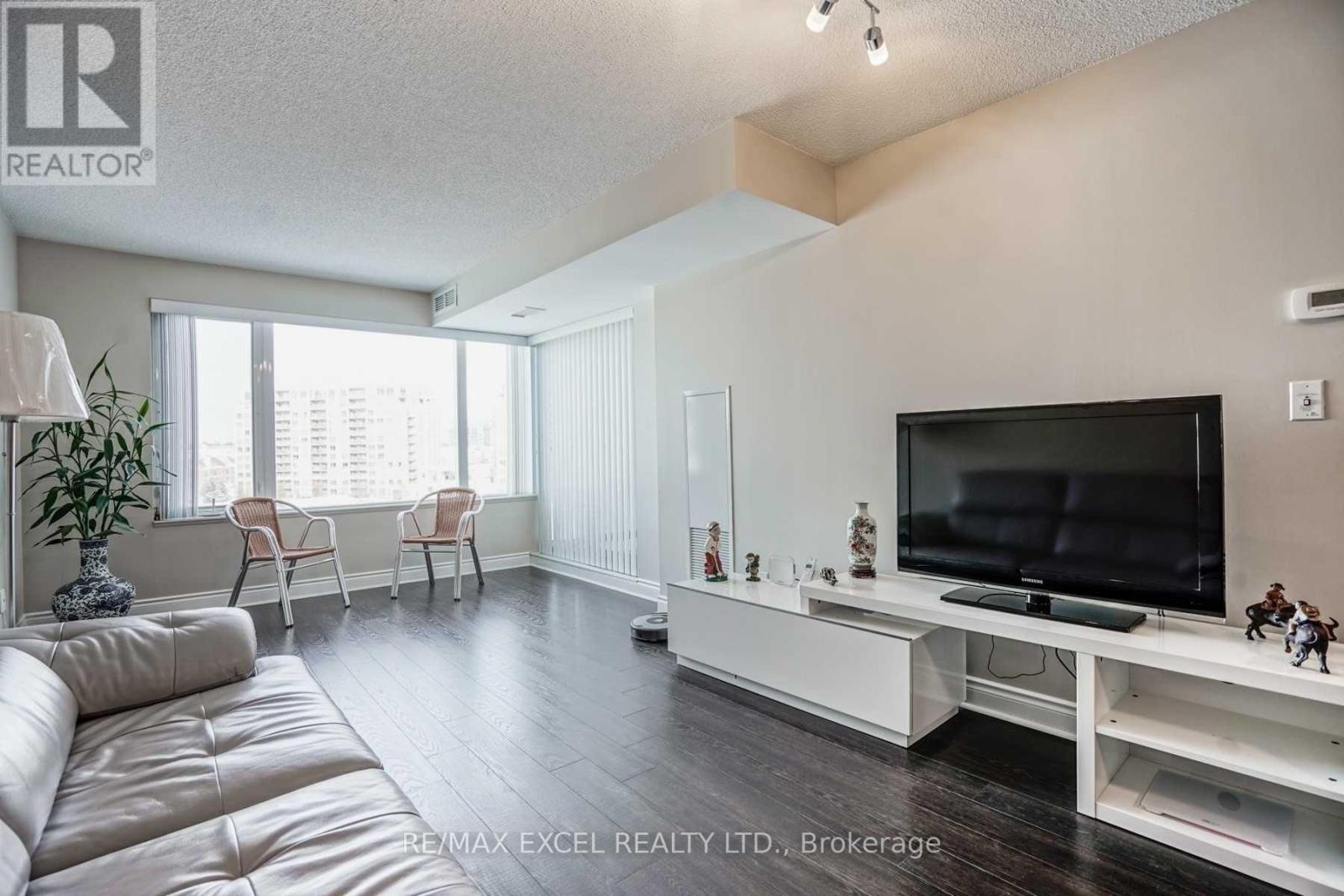 












806 - 253 SOUTH PARK ROAD

,
Markham (Commerce Valley),




Ontario
L3T0B4

