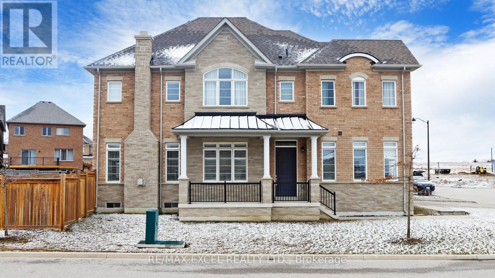 












42 ROBERT BALDWIN BOULEVARD

,
East Gwillimbury (Sharon),




Ontario
L9N0R4

