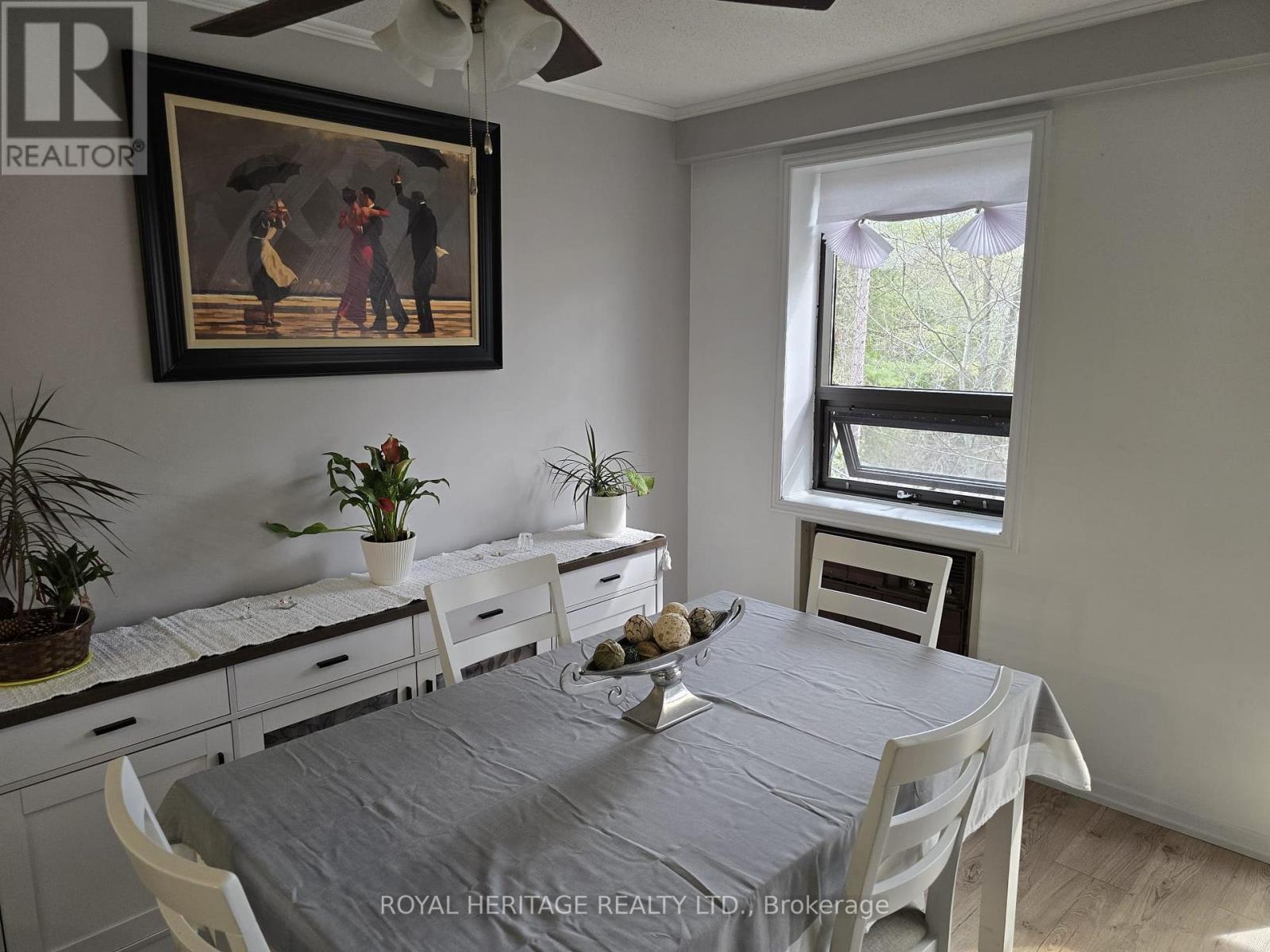 












303 - 166 OLIVE STREET

,
East Gwillimbury (Holland Landing),




Ontario
L9N1M9

