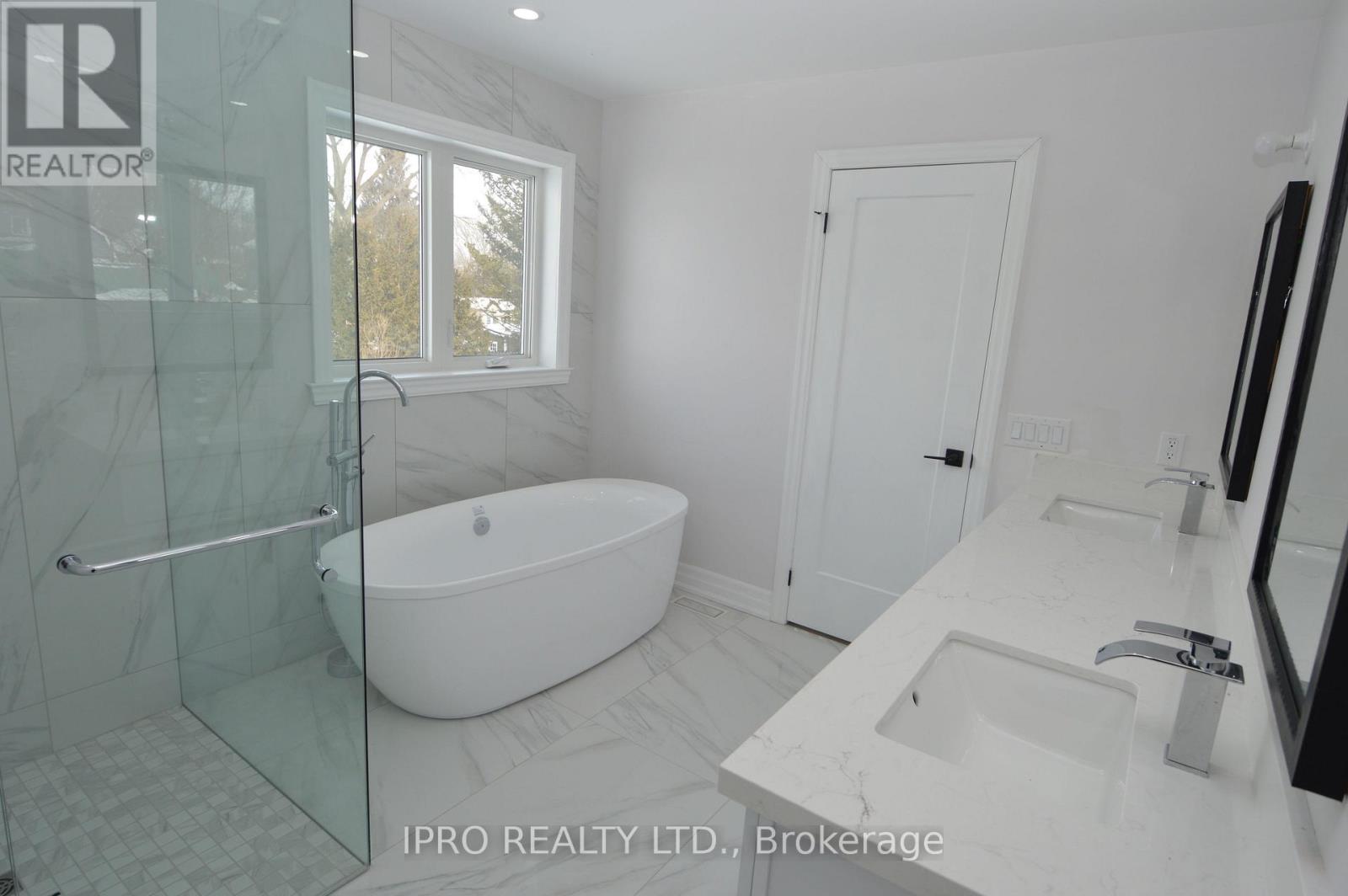 












44 ALBERT STREET W

,
New Tecumseth (Alliston),




Ontario
L9R1H2

