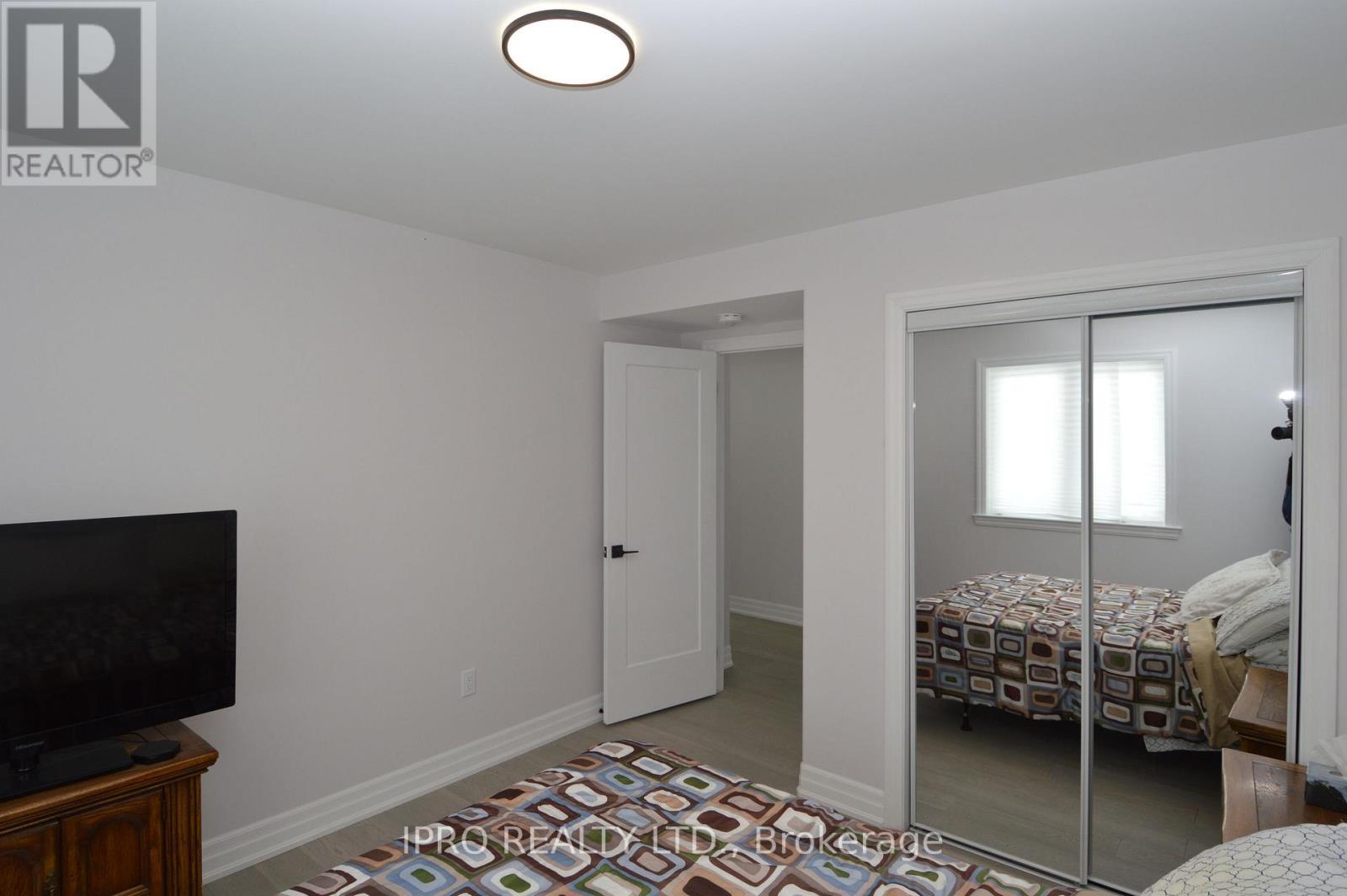 












44 ALBERT STREET W

,
New Tecumseth (Alliston),




Ontario
L9R1H2

