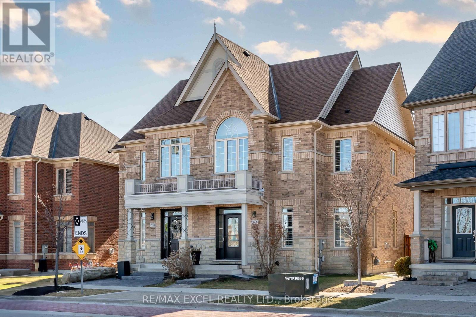 












322 BARONS STREET

,
Vaughan (Kleinburg),




Ontario
L4H4H4

