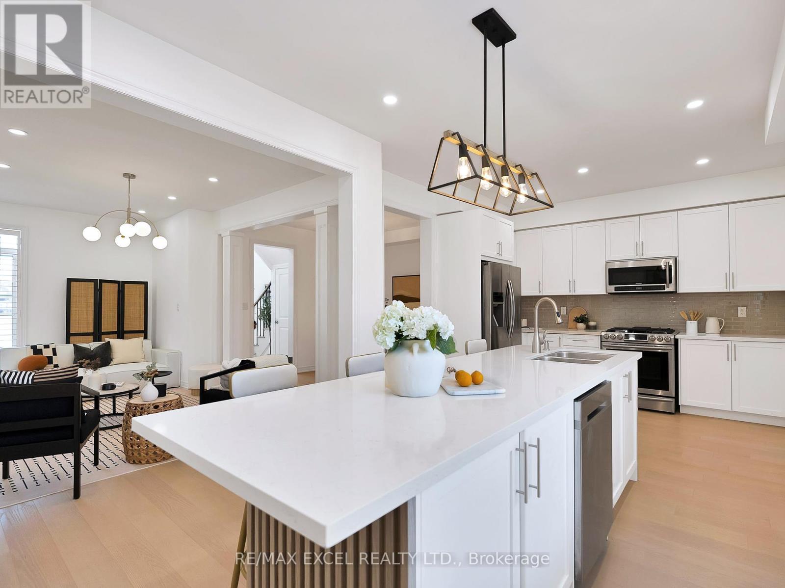 












322 BARONS STREET

,
Vaughan (Kleinburg),




Ontario
L4H4H4


