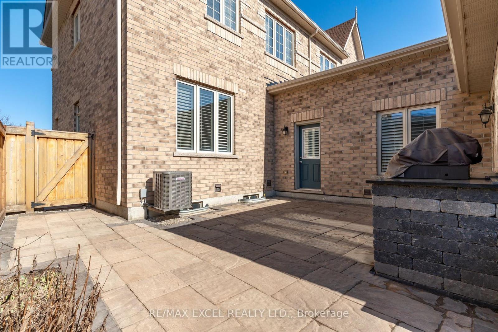 












322 BARONS STREET

,
Vaughan (Kleinburg),




Ontario
L4H4H4

